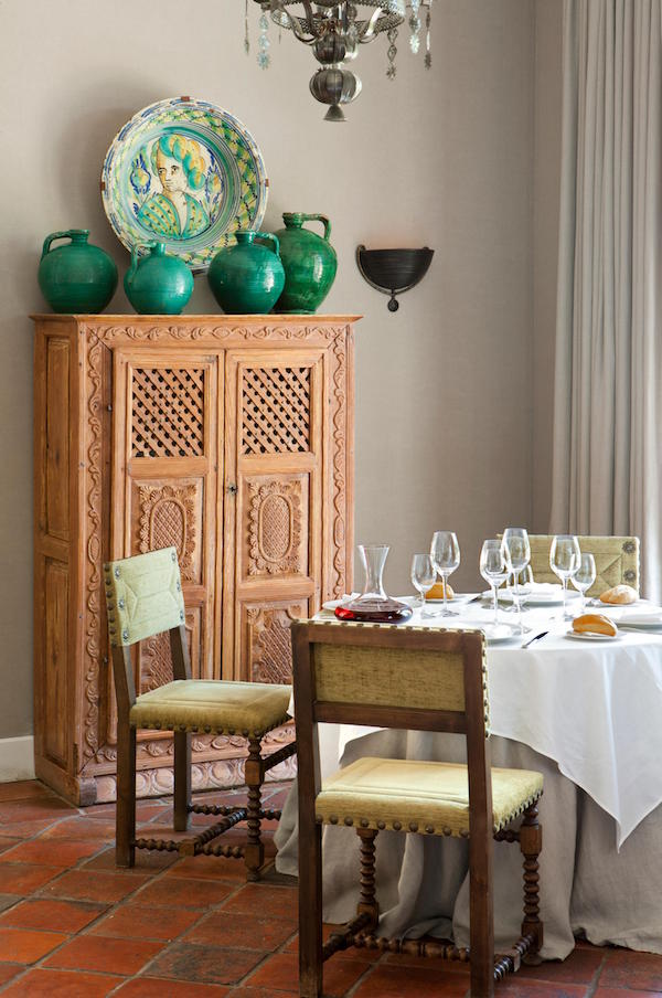 An earlier less spectacular view of the Finca Cortesin dining room. (Photo: therake.com)